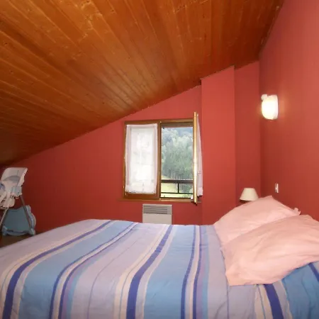 Mountain View Chalet In Near Ski Area Σαλέ *